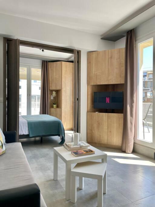 Domus City Apartment With Wonderful Balcony Thessaloniki Buitenkant foto
