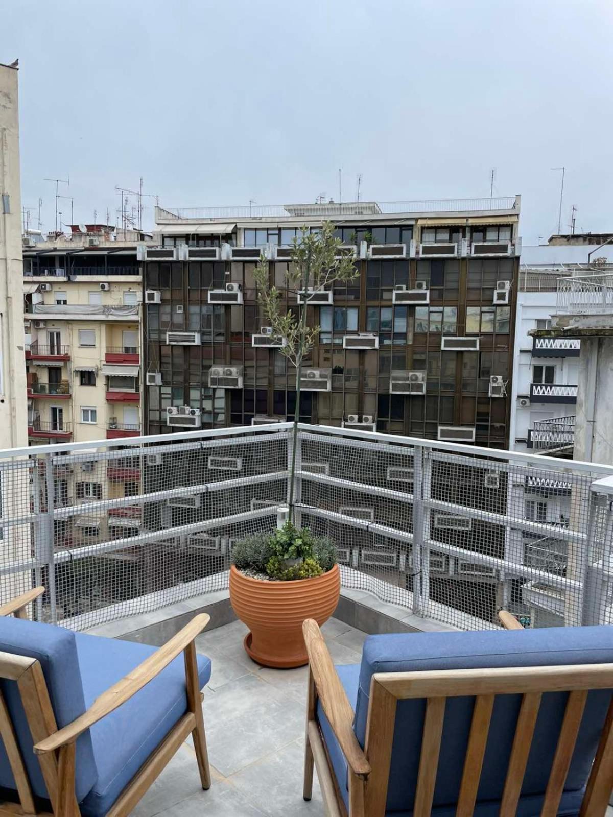 Domus City Apartment With Wonderful Balcony Thessaloniki Buitenkant foto